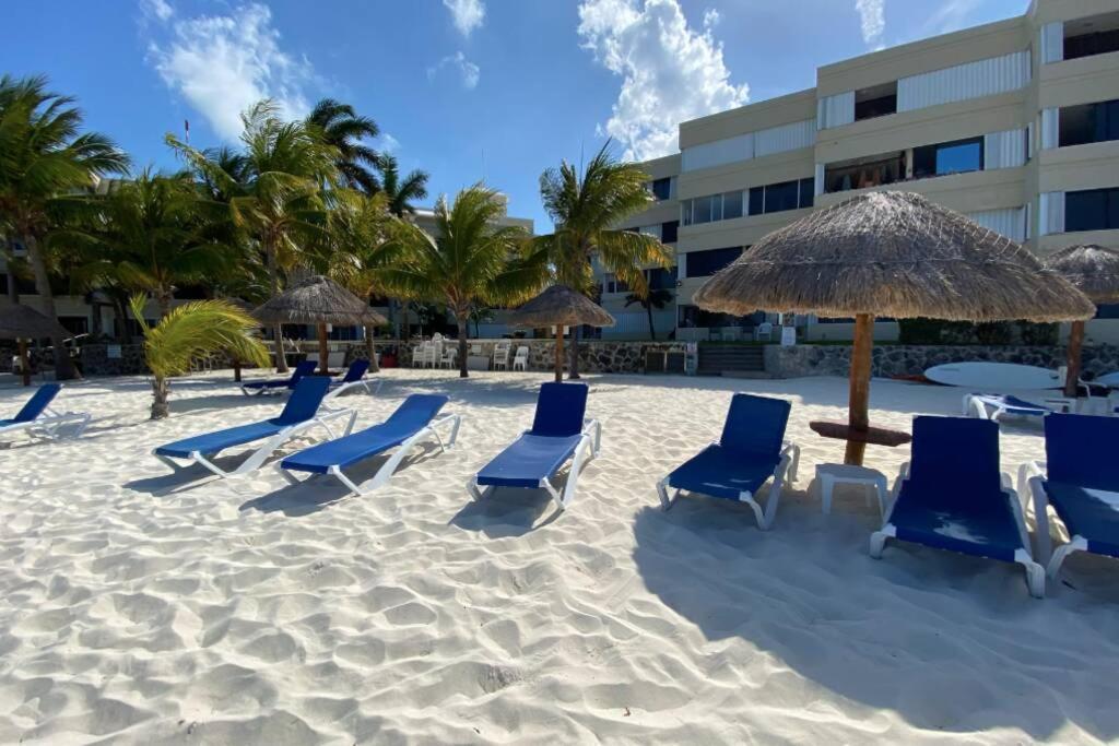 Oceanfront Condo Bm By Andiani Cancún Esterno foto